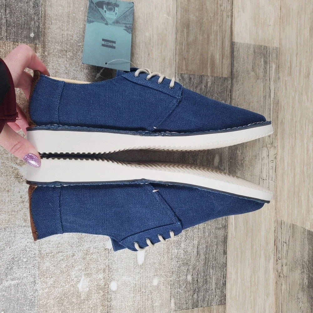 Toms new without
